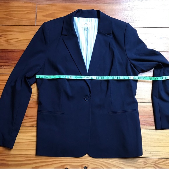 Chaus Navy One-Button Blazer, EUC, 12 - Picture 6 of 12